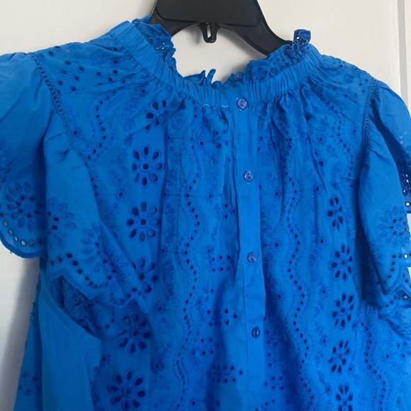 Jennifer & Grace Blue Eyelet Lace Style Top (XL But fits like S/M) - Picture 7 of 9